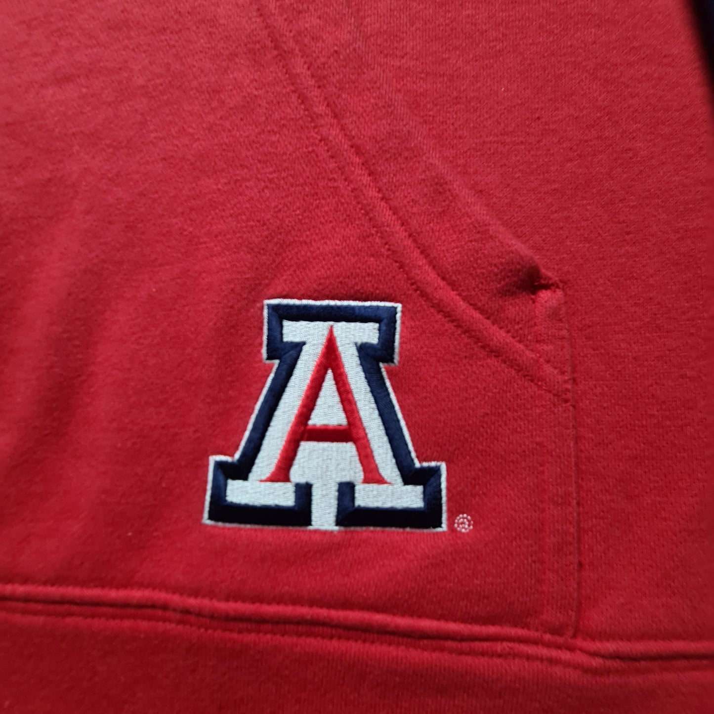 Vintage Nike Hoodie Team Arizona Wildcats – 90s College Sportswear – Rot/Blau - Center Swoosh Gr. XL