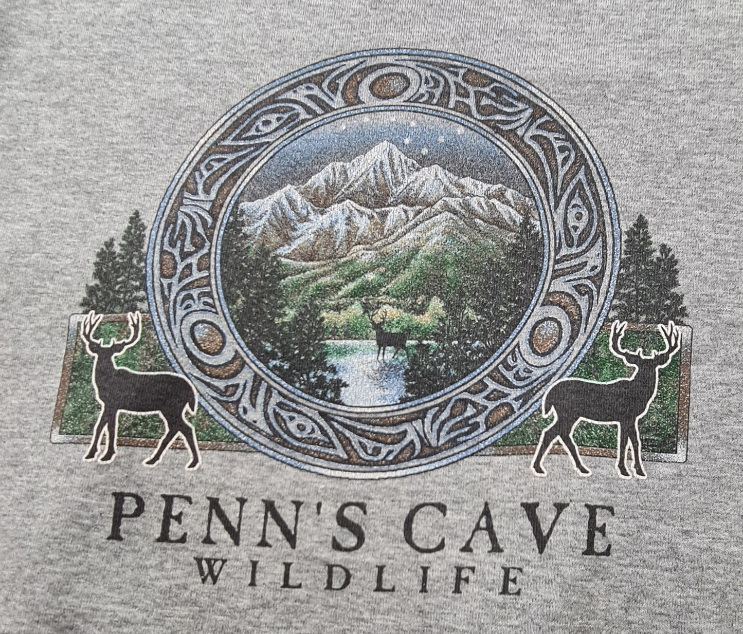 Penn’s Cave Wildlife Pullover – USA Destination Sweater – Fruit of the Loom (XL)