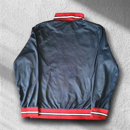 Lotto Trainingsjacke Rückseite – schlichtes Retro-Design in Navyblau