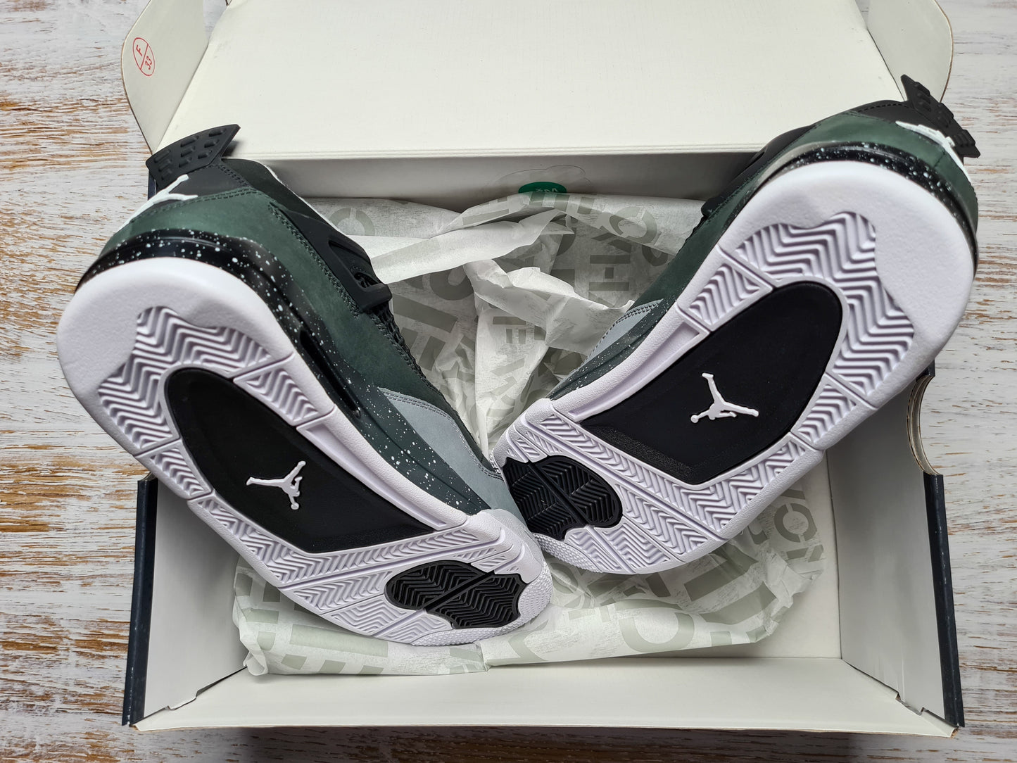 Air Jordan 4 Retro Fear | Sammlerpaar | Neu mit Box | Gr. 40