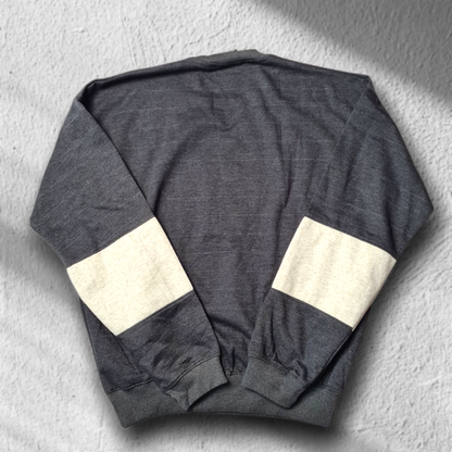Stüssy Rework Sweater – zweifarbig, gesticktes Tag-Logo, Größe XL